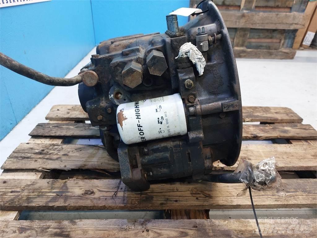 Hydrema 906C Μετάδοση κίνησης