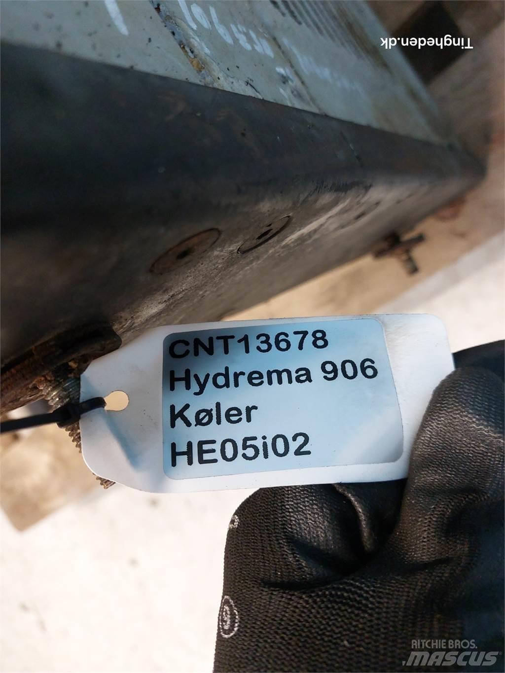 Hydrema 906C Καλοριφέρ