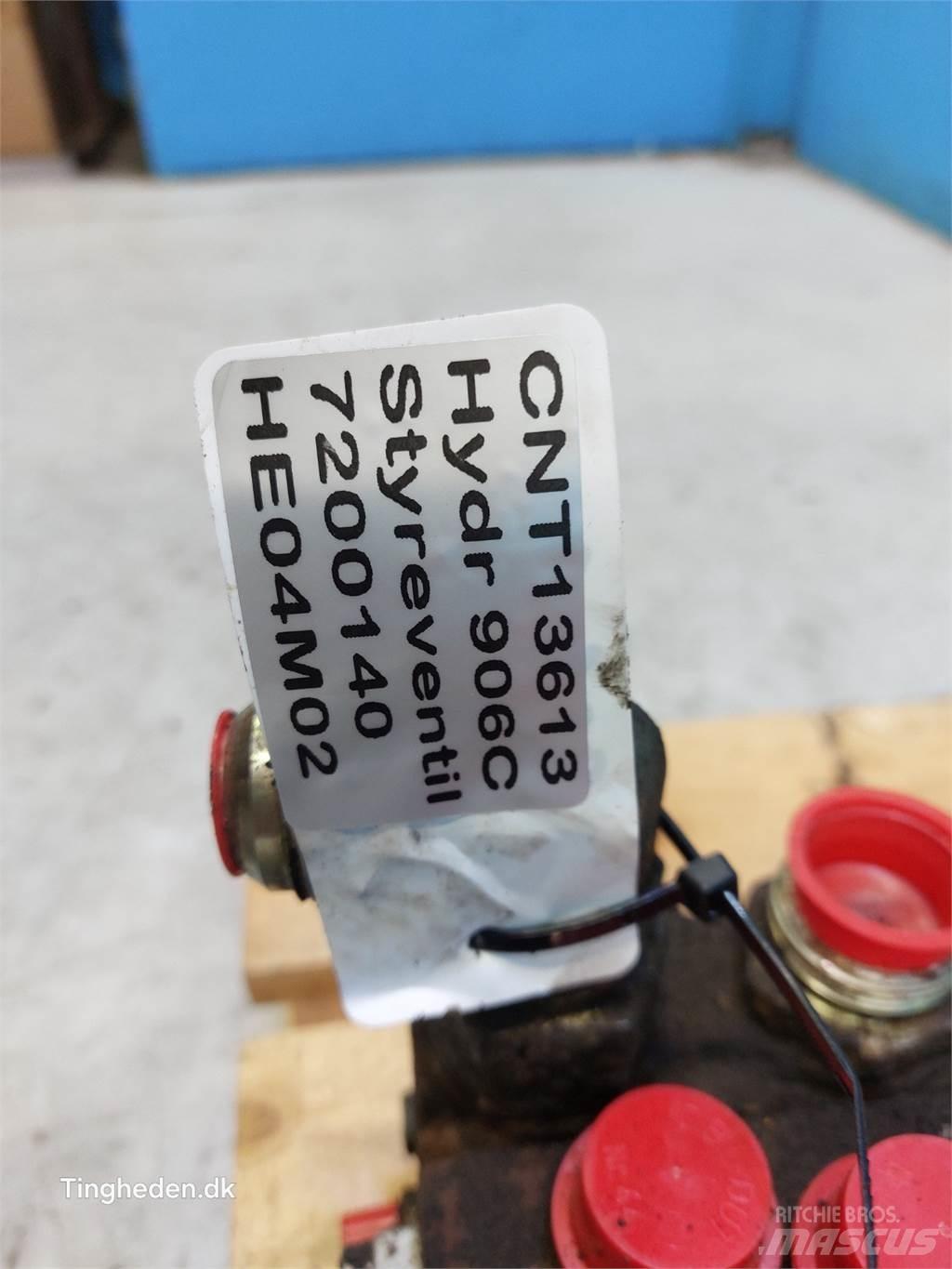 Hydrema 906C Υδραυλικά
