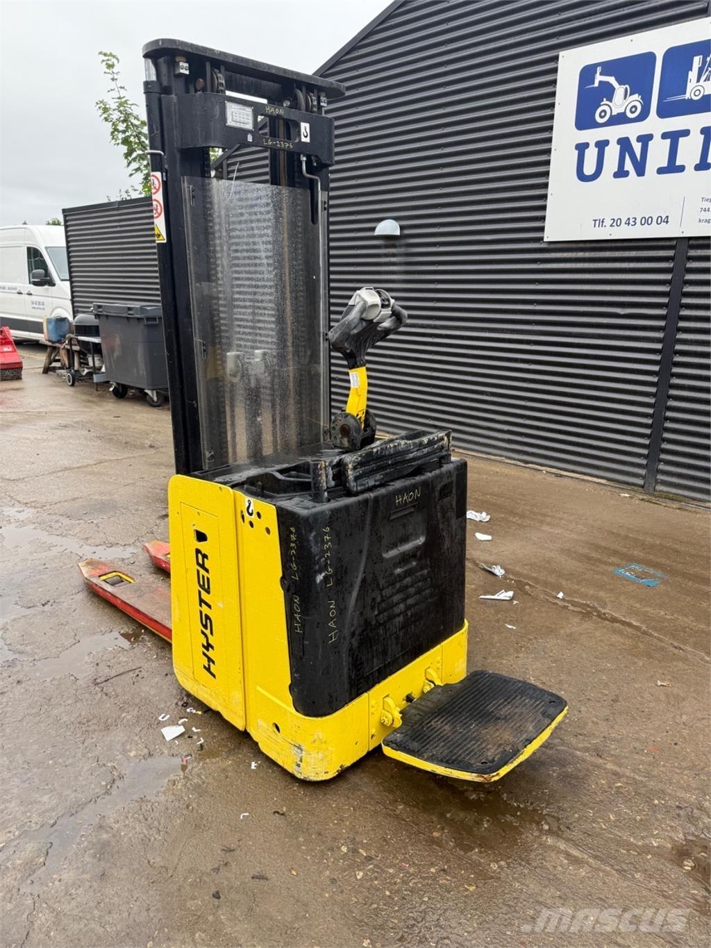 Hyster S1.5 Χειροκίνητα παλετοφόρα