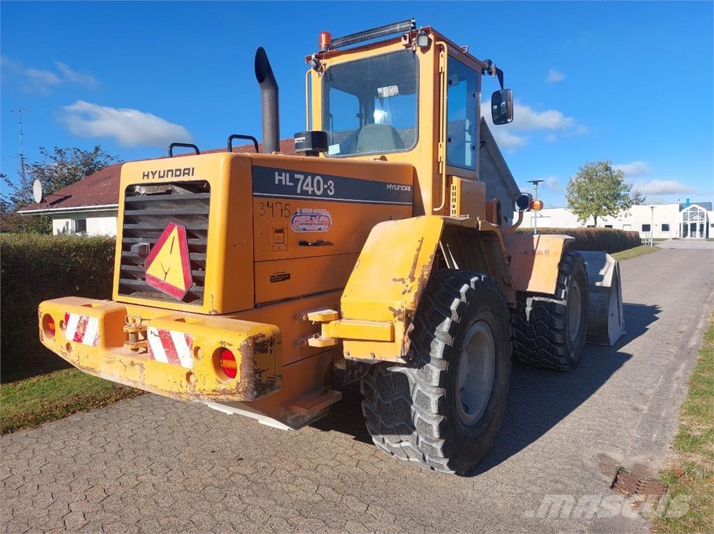Hyundai HL740-3 Φορτωτές με λάστιχα (Τροχοφόροι)