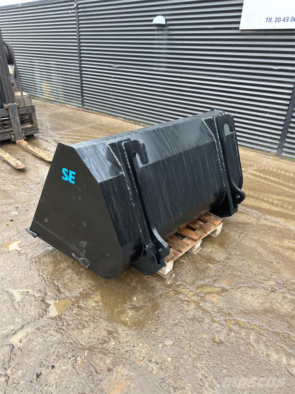 JCB Jordskovl Κουβάδες