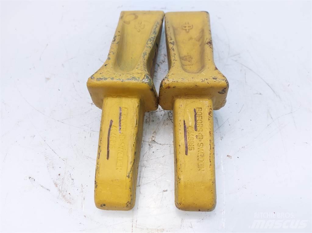 John Deere 1063 Κουβάδες