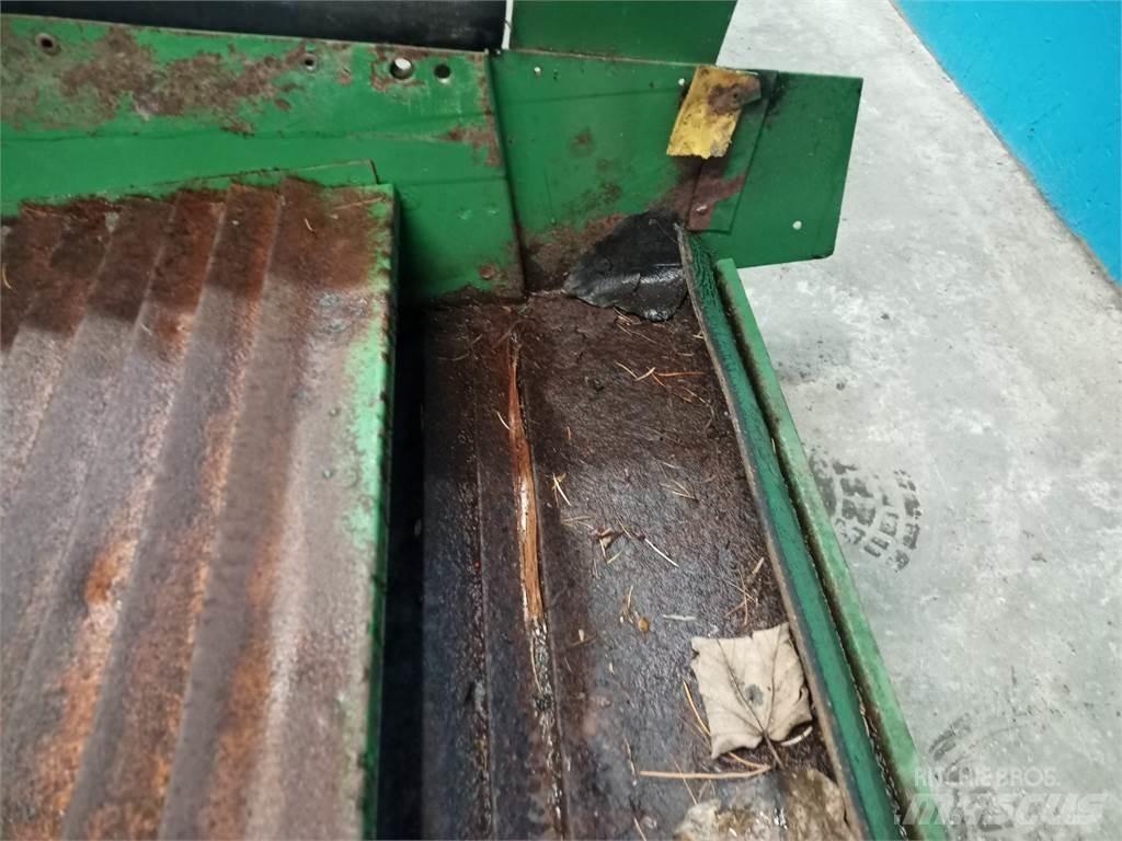 John Deere 1085 Διαστρωτήρες άμμου και αλατιού