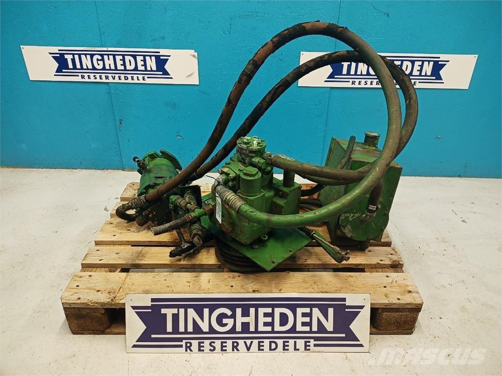 John Deere 1085 Υδραυλικά
