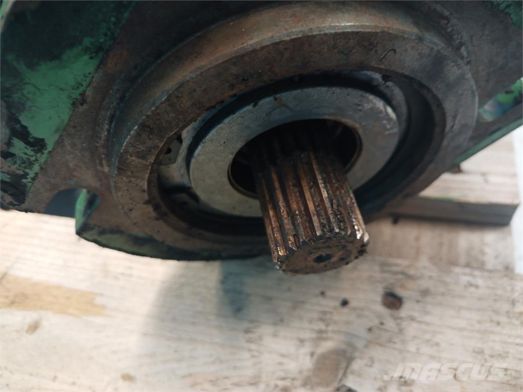 John Deere 1085 Υδραυλικά