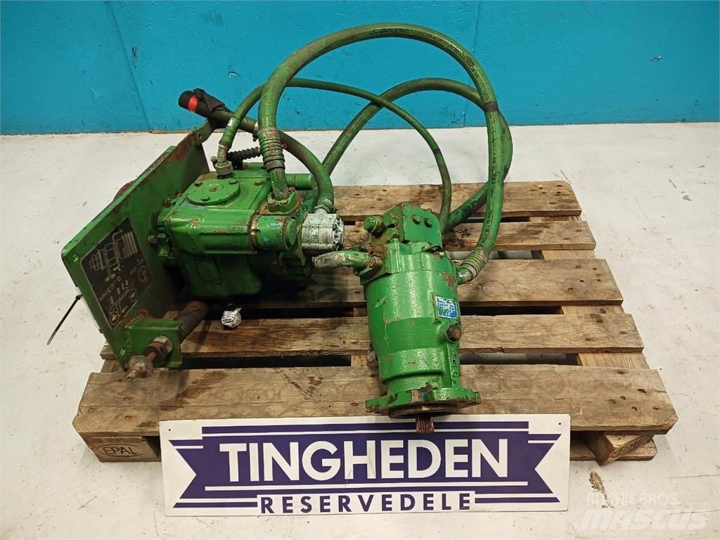 John Deere 1085 Υδραυλικά