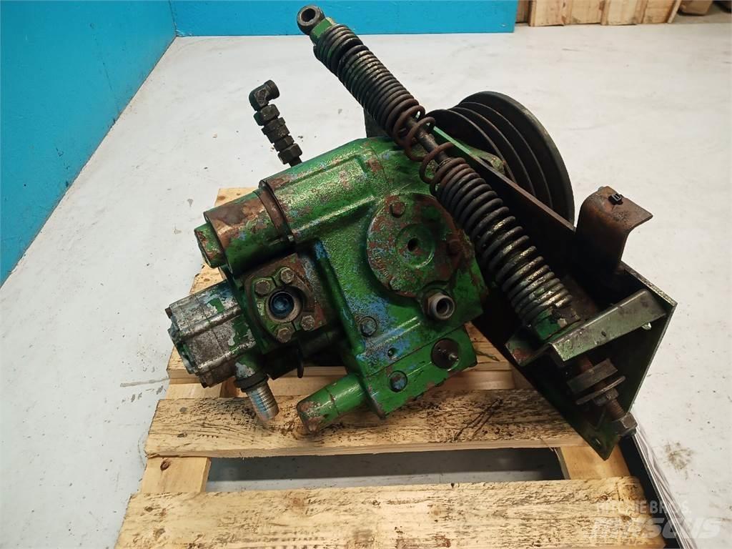 John Deere 1085 Υδραυλικά