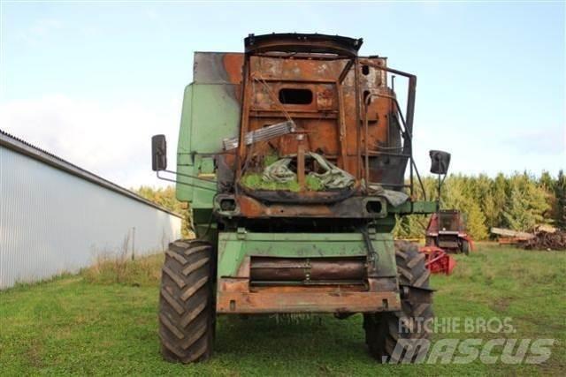 John Deere 1177 Θεριζοαλωνιστικές μηχανές