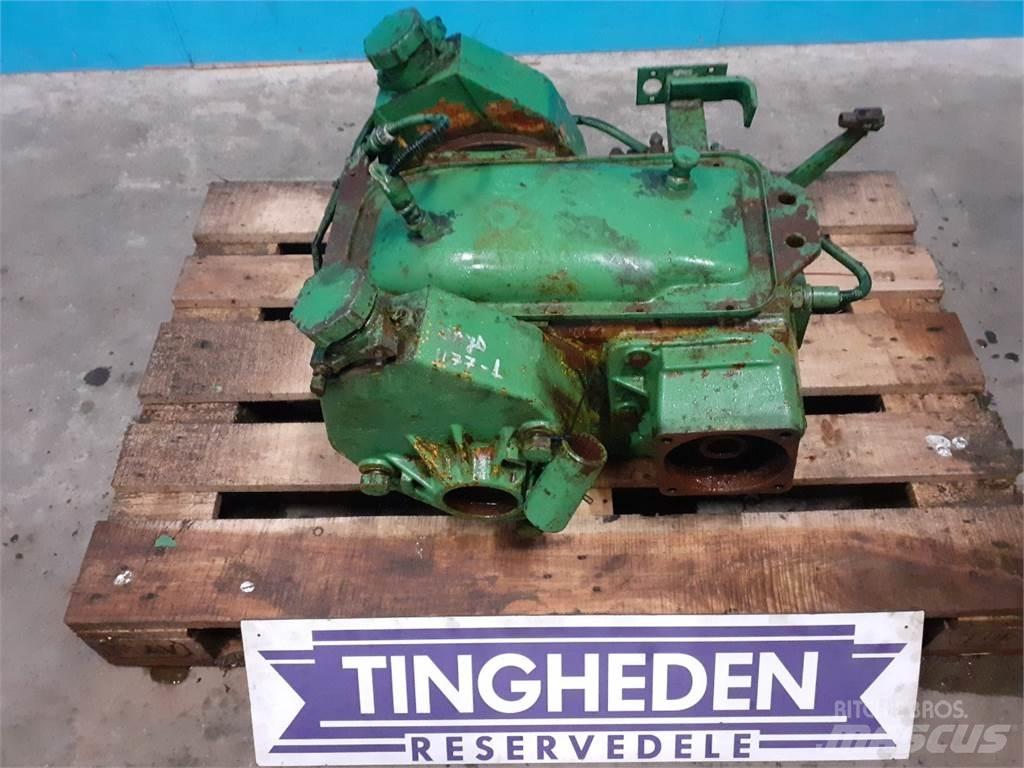John Deere 1177 Μετάδοση