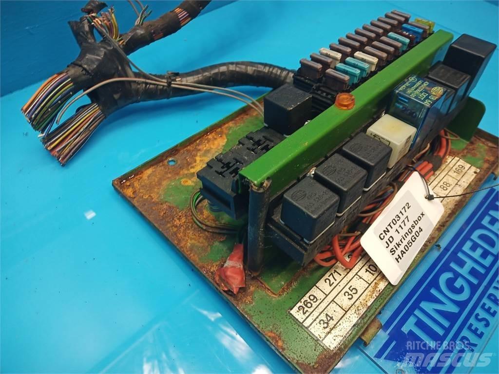 John Deere 1177 Ηλεκτρονικά