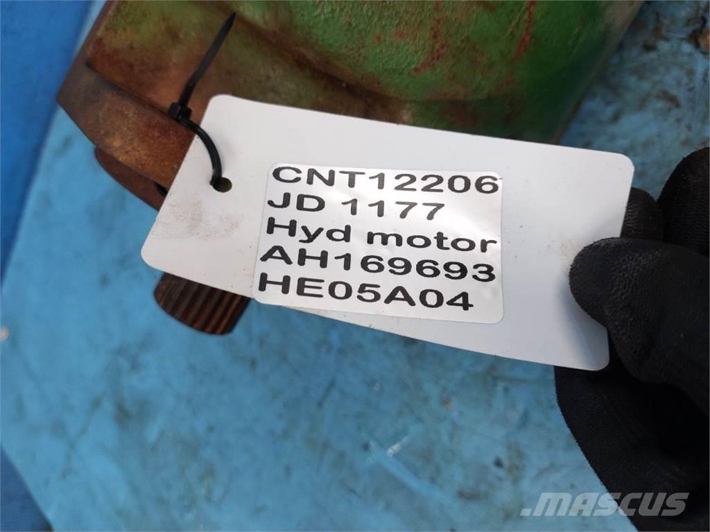 John Deere 1177 Υδραυλικά