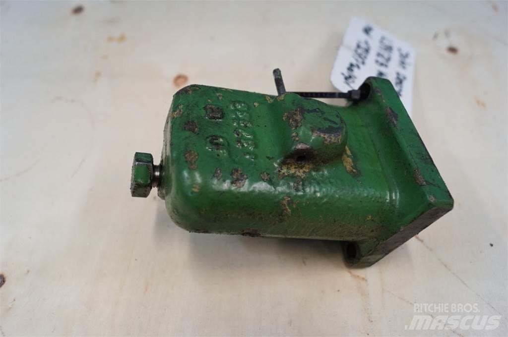 John Deere 1550 Υδραυλικά