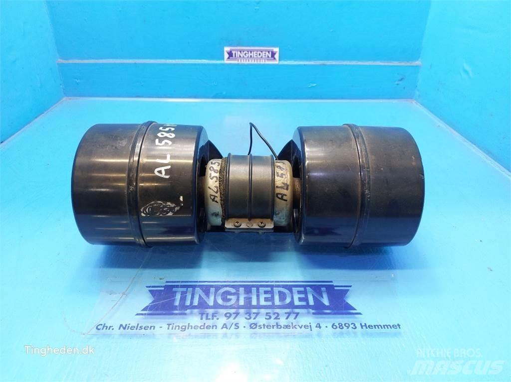 John Deere 1550 Καμπίνες και εσωτερικό