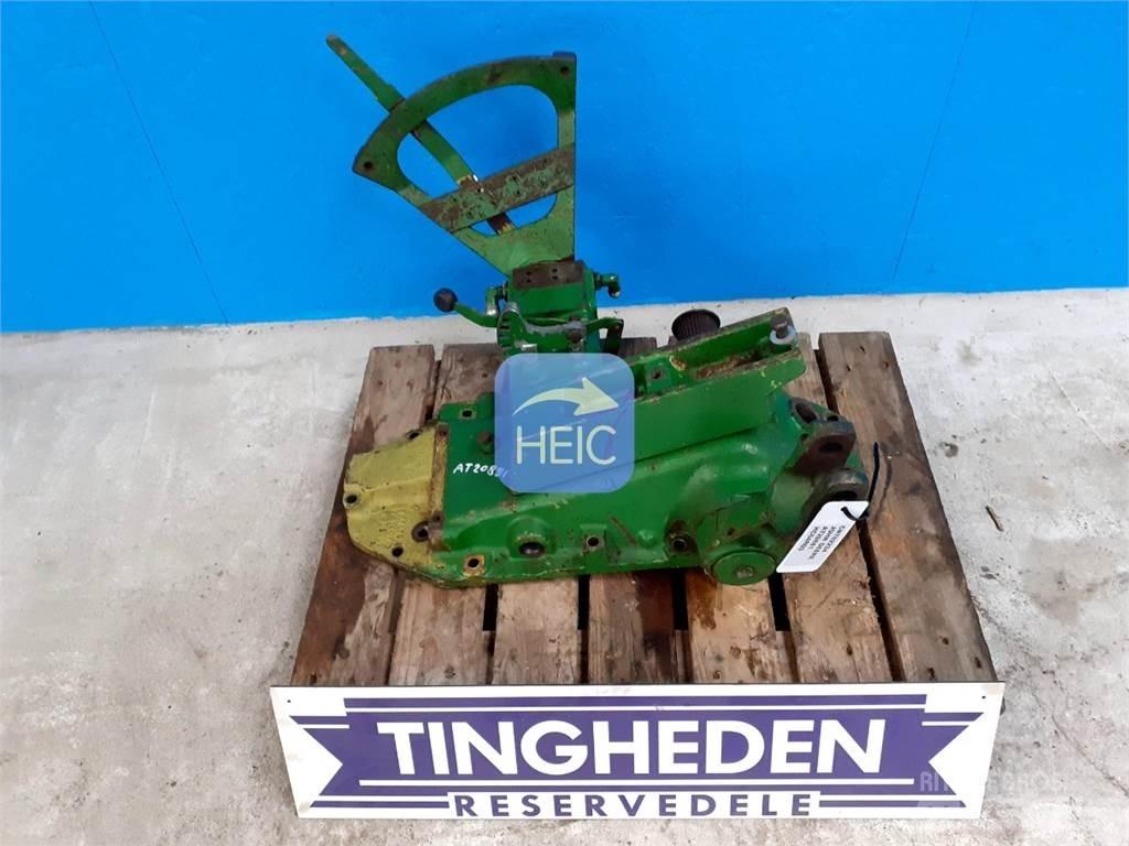 John Deere 2030 Άλλα εξαρτήματα για τρακτέρ
