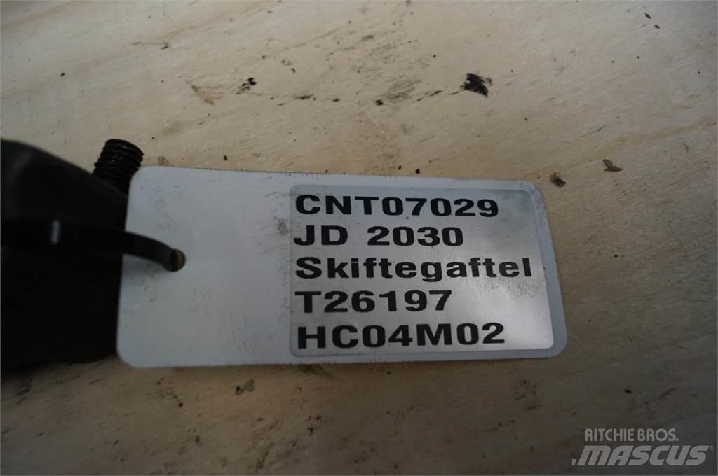 John Deere 2030 Μετάδοση
