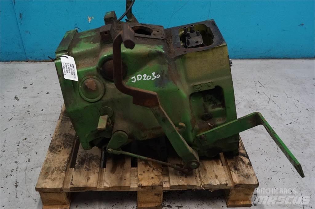 John Deere 2030 Μετάδοση