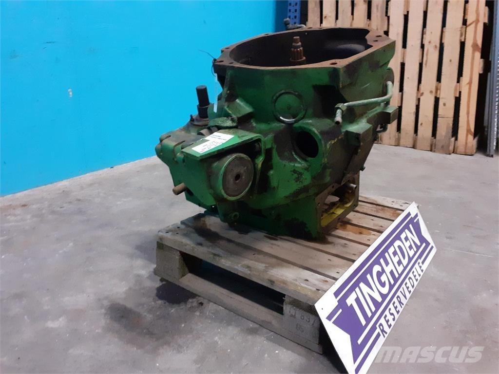 John Deere 2040 Μετάδοση