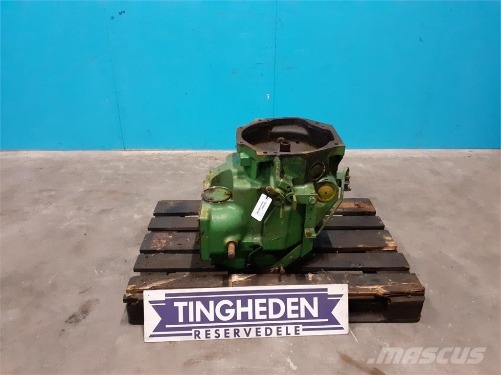John Deere 2040 Μετάδοση