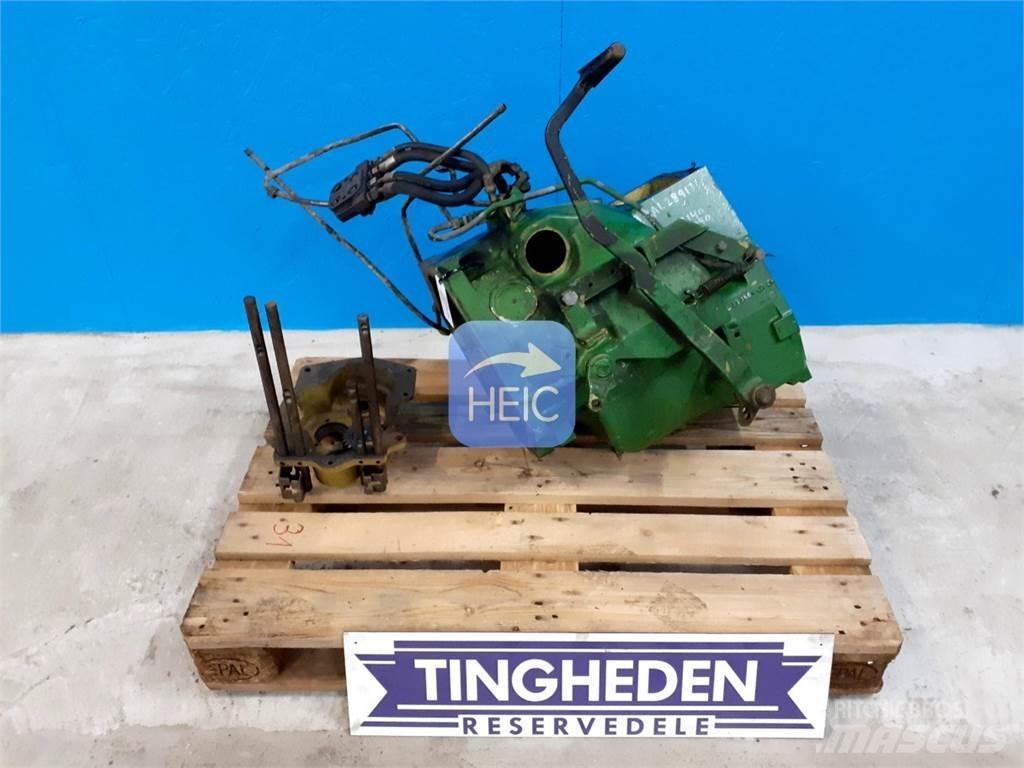John Deere 2040 Μετάδοση