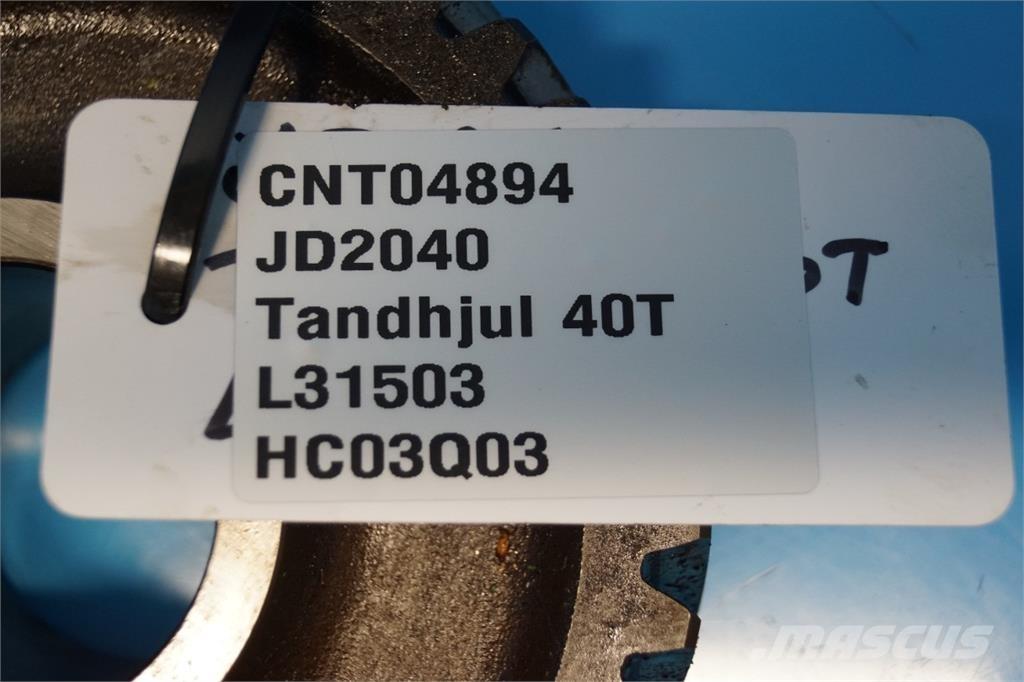 John Deere 2040 Μετάδοση