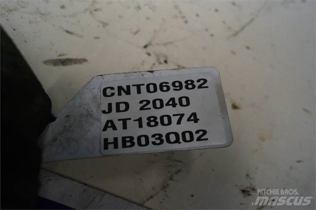John Deere 2040 Καλοριφέρ