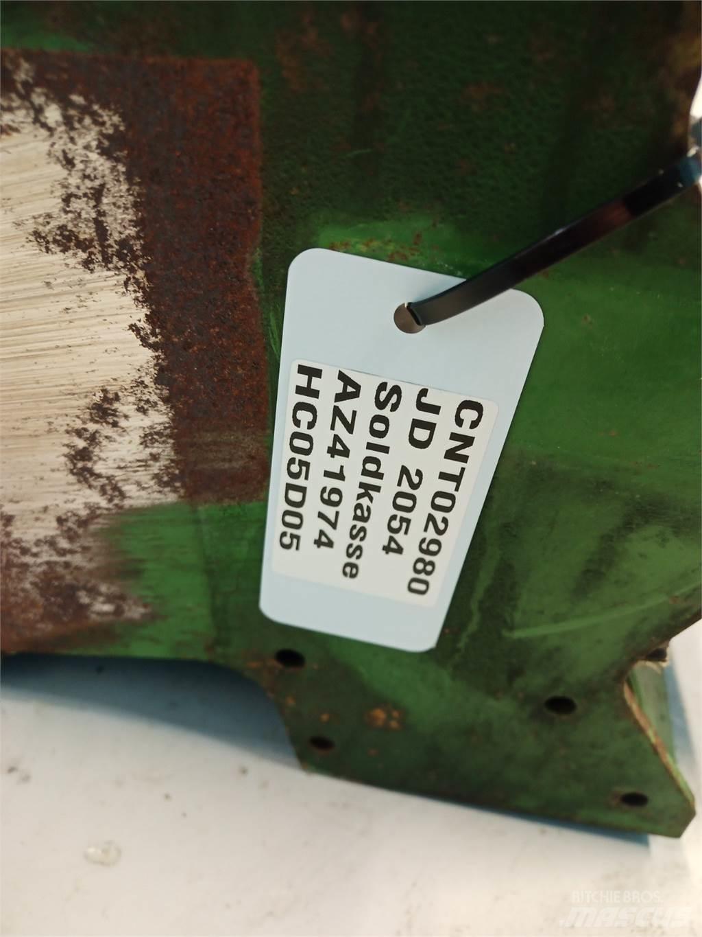 John Deere 2054 Διαστρωτήρες άμμου και αλατιού