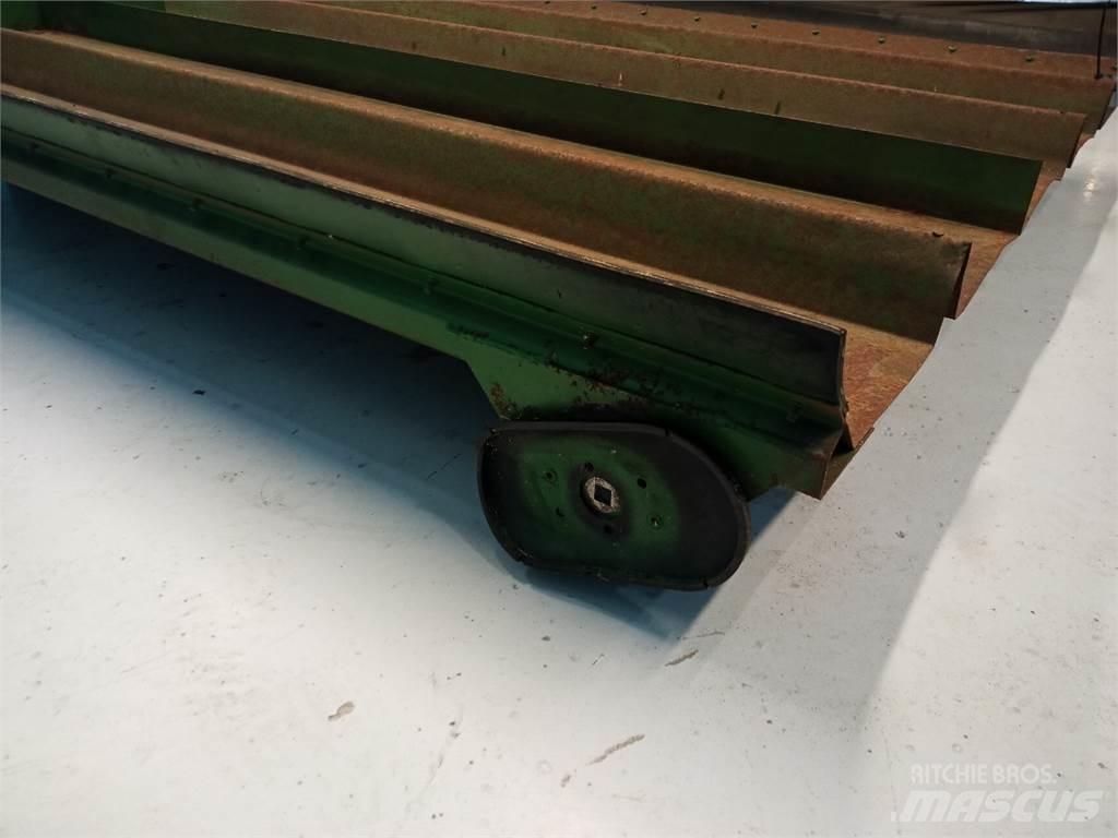 John Deere 2054 Διαστρωτήρες άμμου και αλατιού