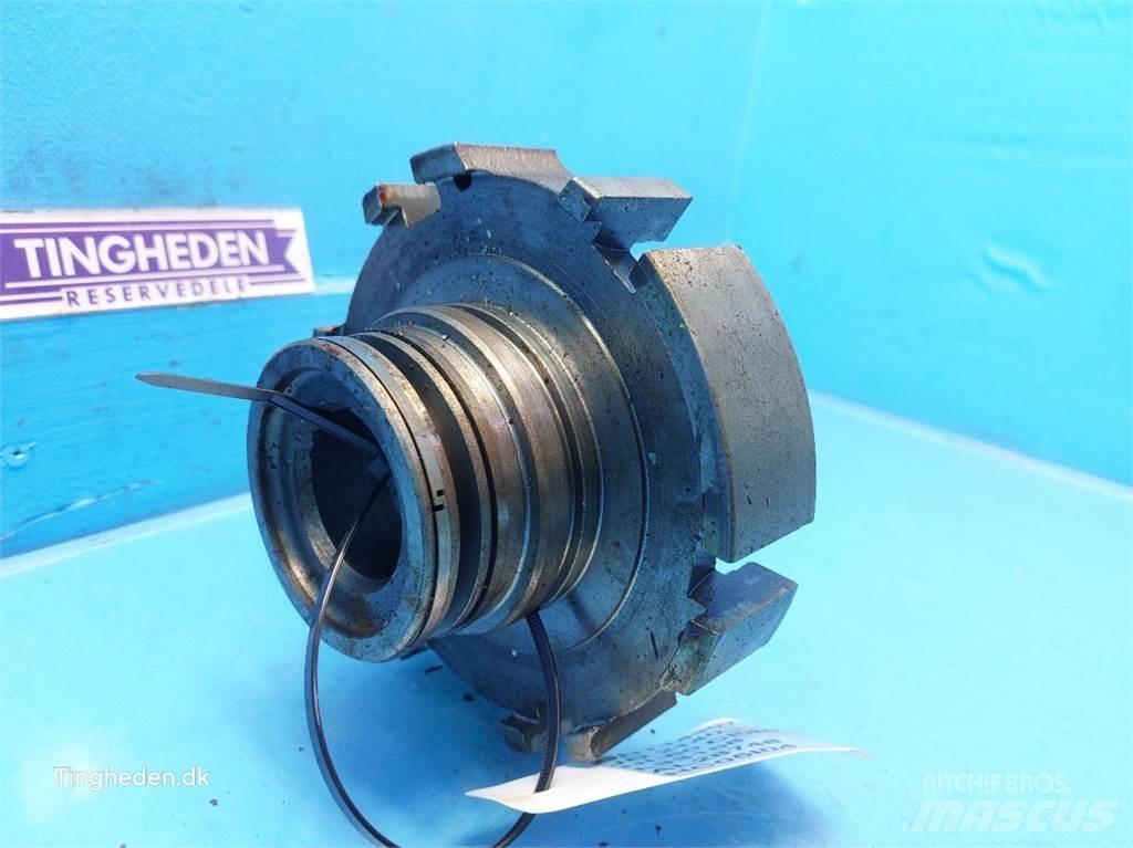 John Deere 2140 Μετάδοση