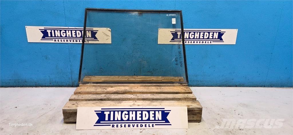 John Deere 2140 Καμπίνες και εσωτερικό