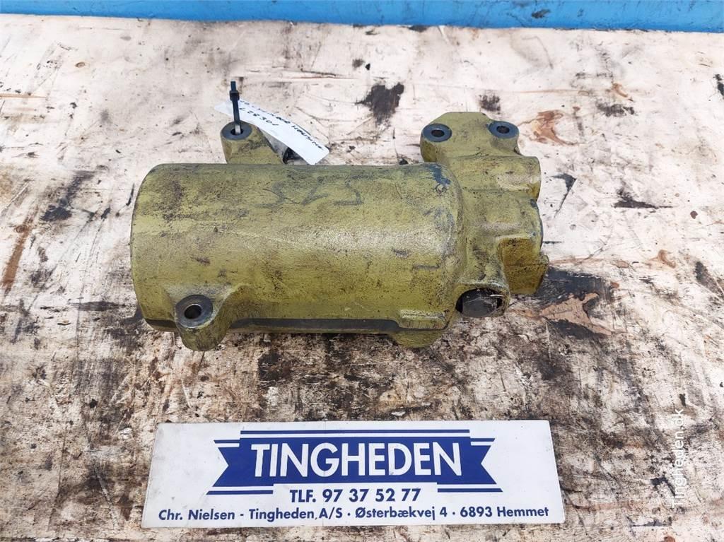 John Deere 2141 Υδραυλικά