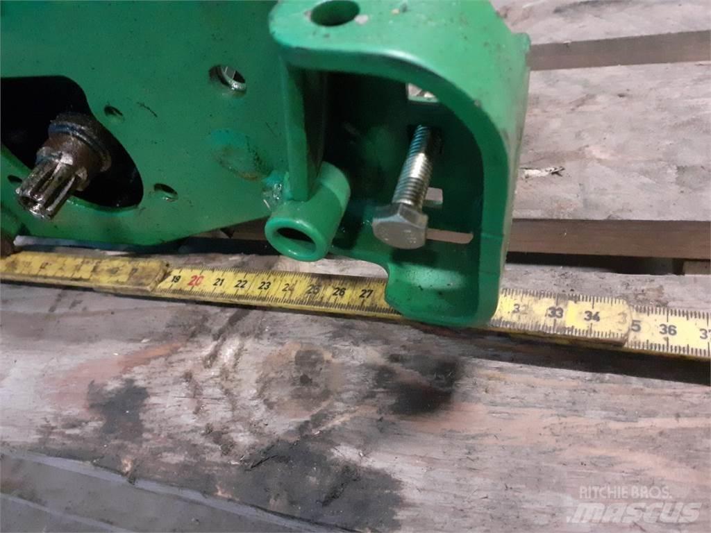 John Deere 2500 Ρομποτικά Χορτοκοπτικά
