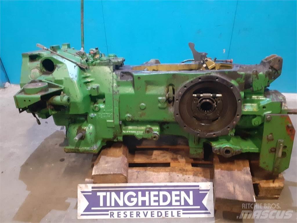 John Deere 3040 Μετάδοση