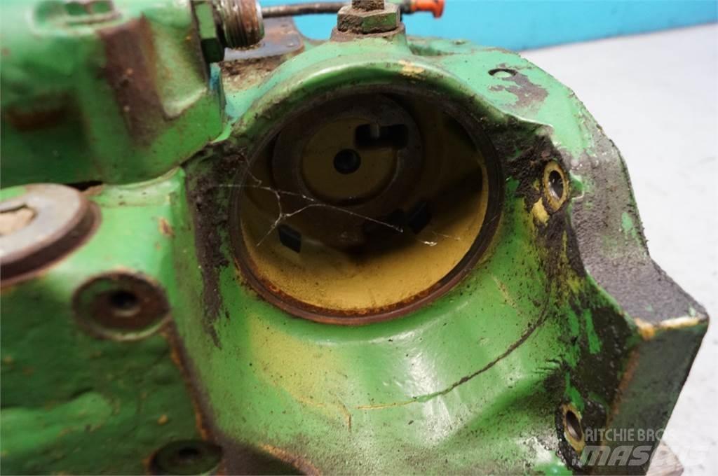 John Deere 3040 Μετάδοση