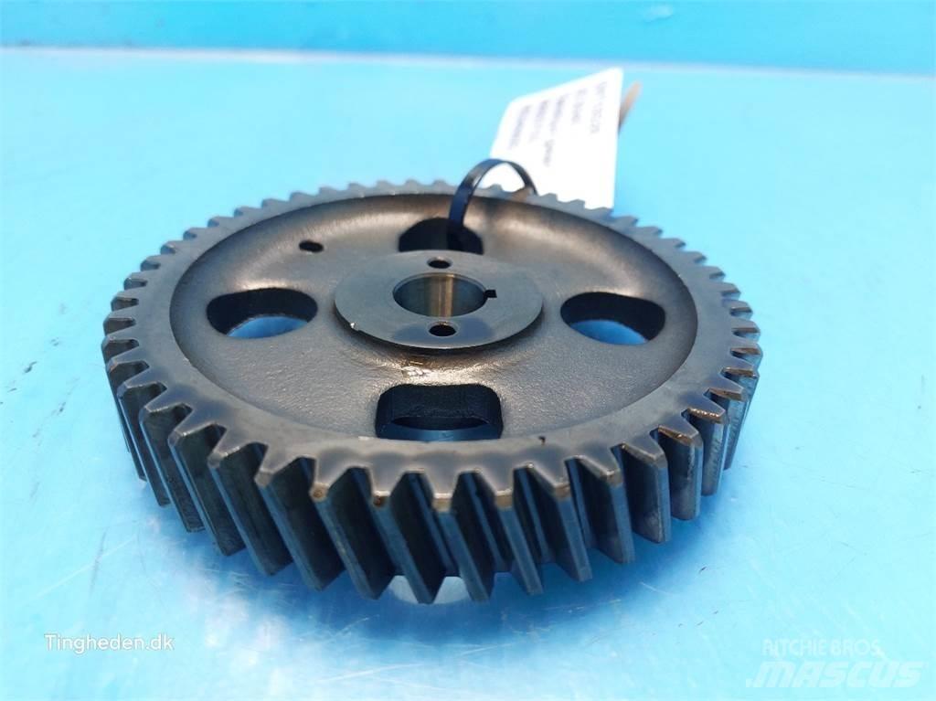 John Deere 3040 Μετάδοση