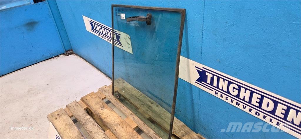 John Deere 3040 Καμπίνες και εσωτερικό