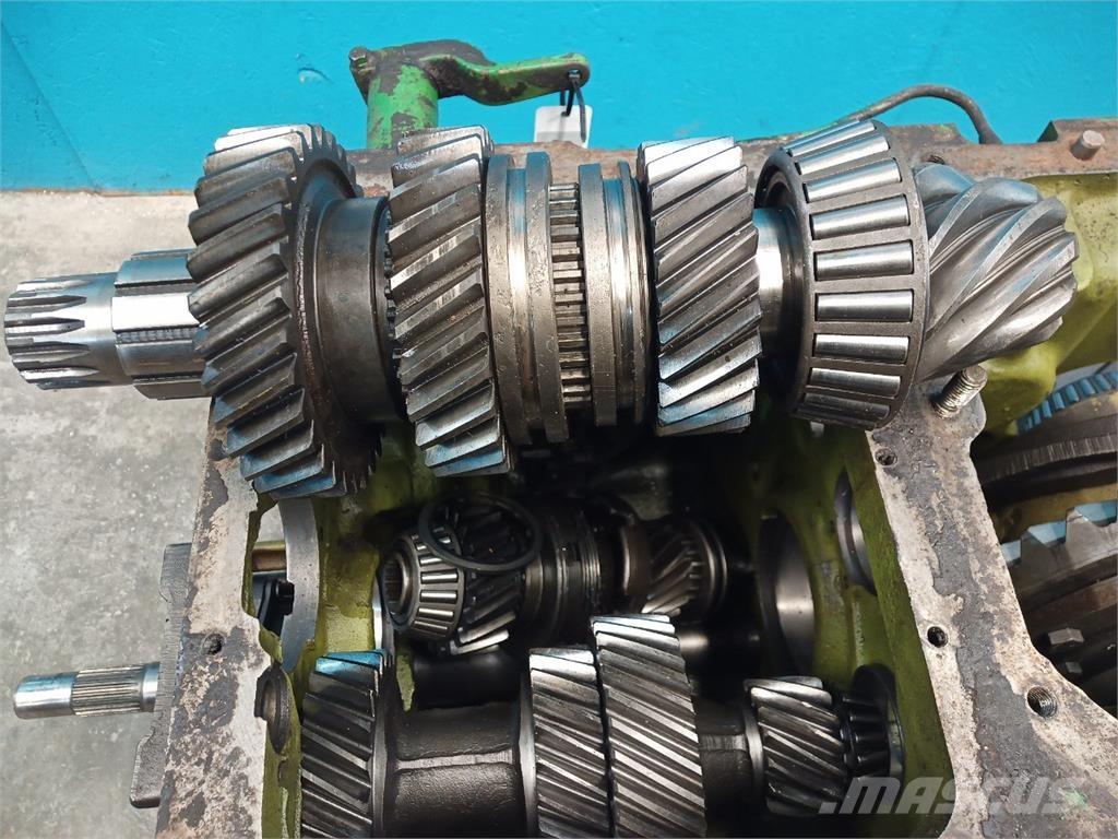 John Deere 4040 Μετάδοση