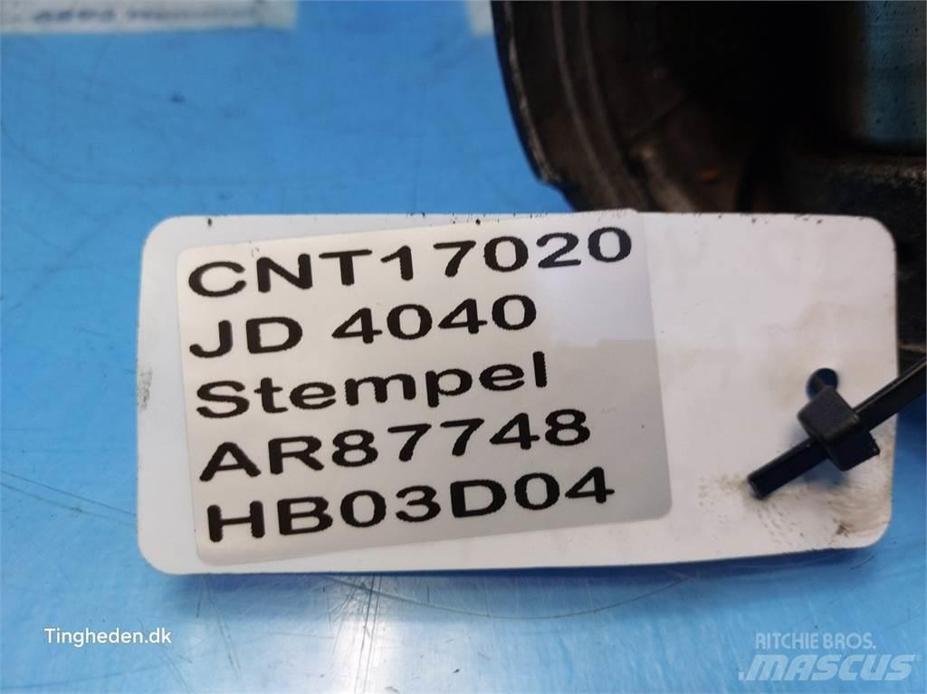John Deere 4040 Κινητήρες
