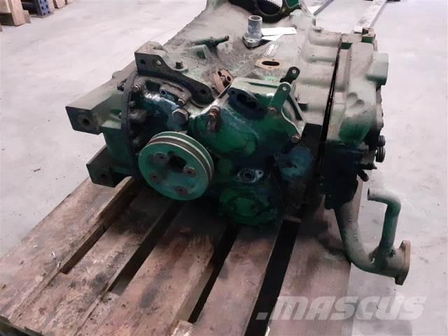 John Deere 4239 Κινητήρες