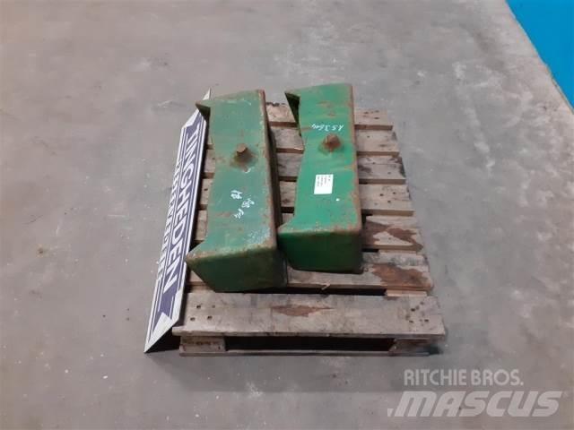 John Deere 4240 Μπροστινά βαρίδια