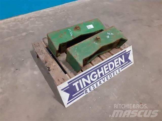 John Deere 4240 Μπροστινά βαρίδια
