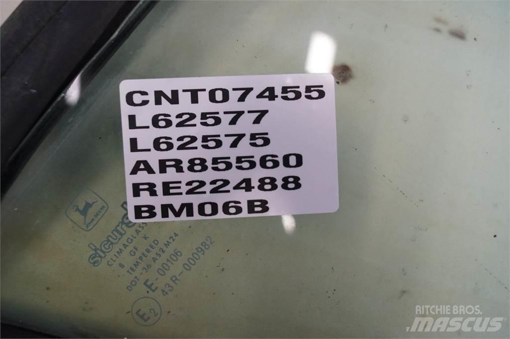 John Deere 4240 Καμπίνες και εσωτερικό