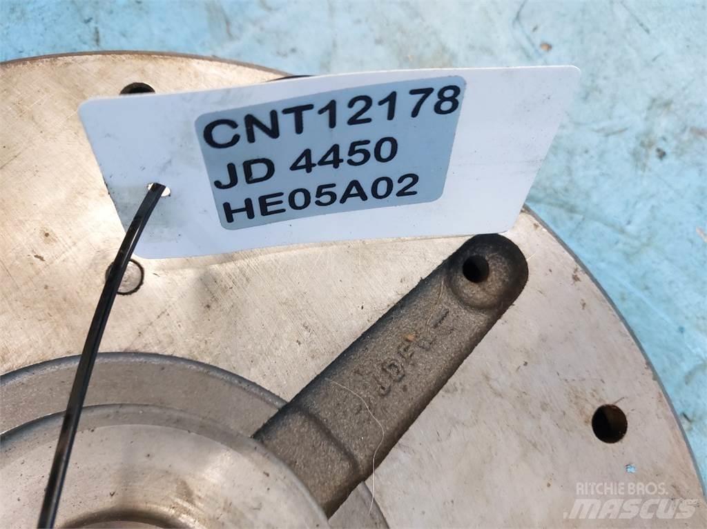John Deere 4450 Μετάδοση