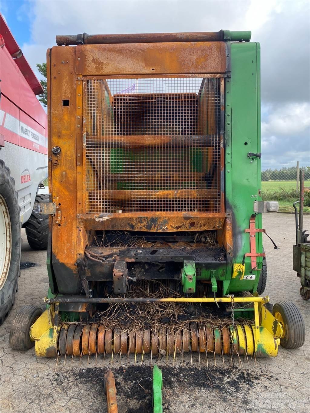 John Deere 590 Πρέσες κυλινδρικών δεμάτων