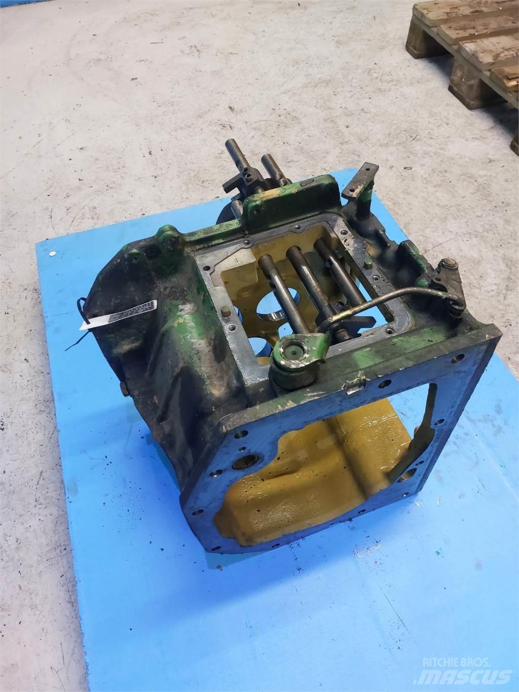 John Deere 6200 Μετάδοση