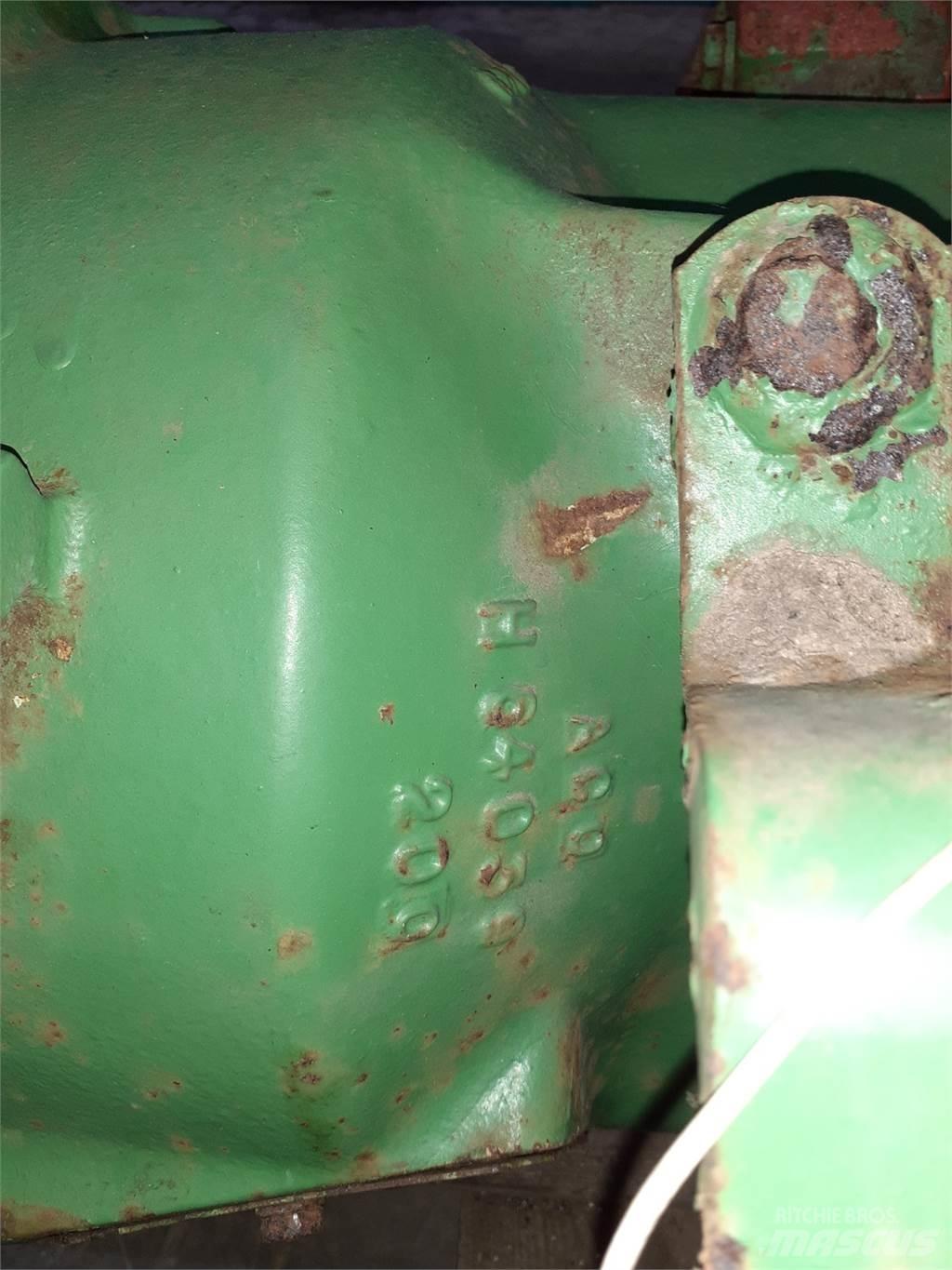John Deere 955 Μετάδοση