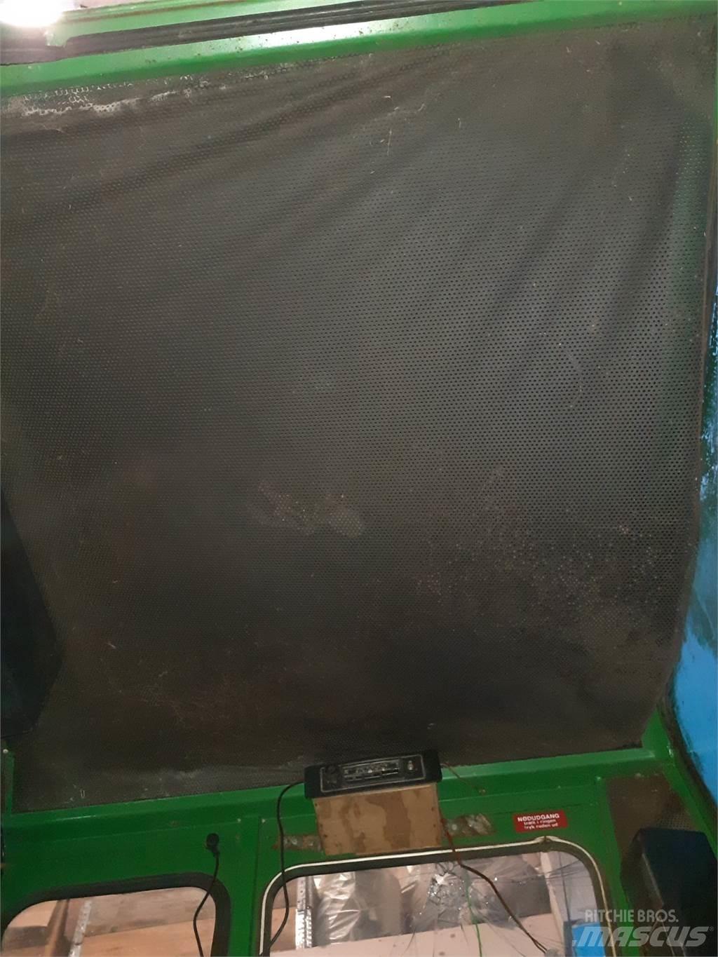 John Deere 955 Καμπίνες και εσωτερικό