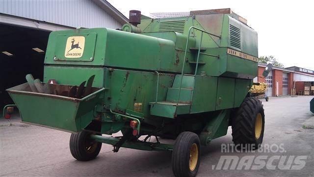 John Deere 975 Θεριζοαλωνιστικές μηχανές