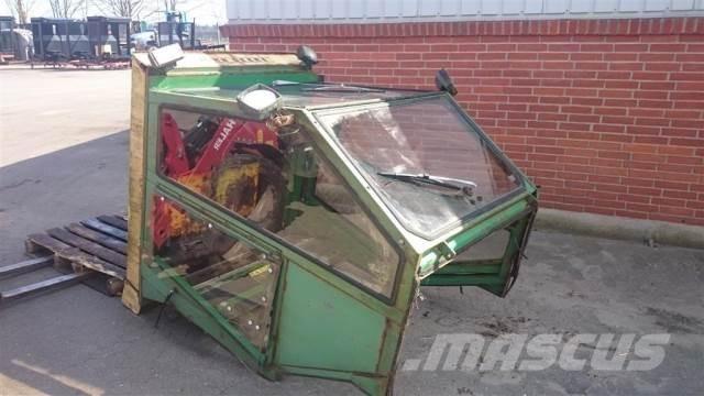 John Deere 975 Καμπίνες και εσωτερικό