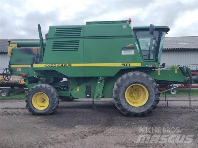 John Deere CTS Θεριζοαλωνιστικές μηχανές